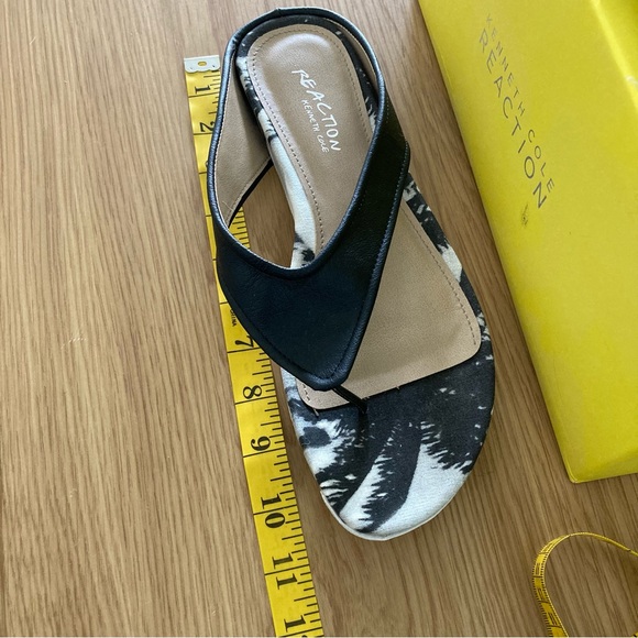 Kenneth Cole Reaction Size 10 Black Water Park Sandals - NWT - Picture 8 of 9